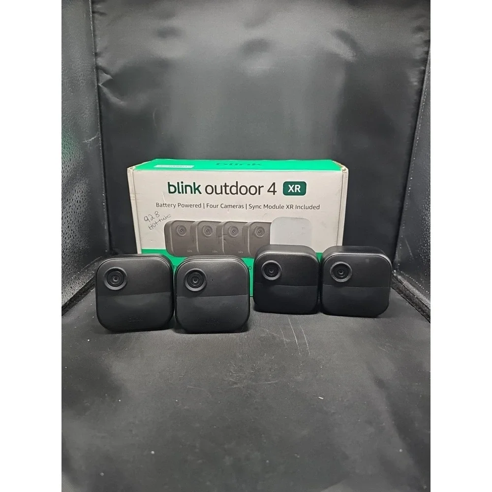 BLINK OUTDOOR WIRELESS HOME SECURITY CANERAS G8T2-CV01 LOT OF 4